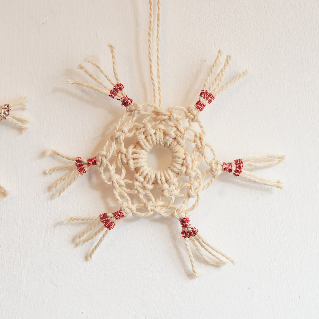 Delicate Snowflake with Festive or Gold Metallic Thread