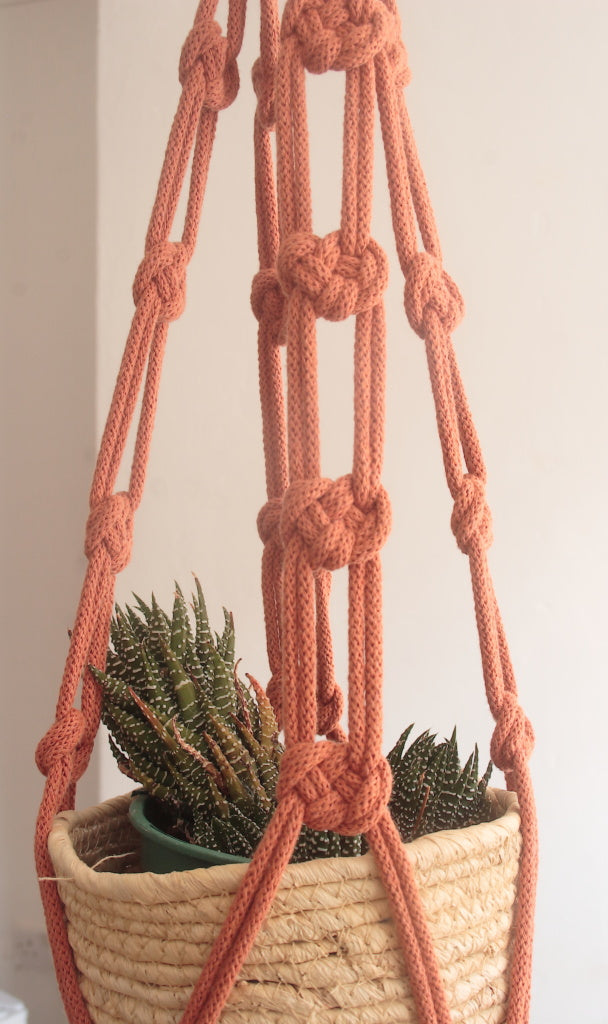 Suspension Macramé pour Plante Motif Noeud Joséphine