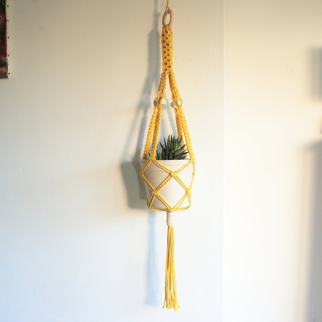 Macrame Planthanger Classical Elegance Two tone - Size Medium