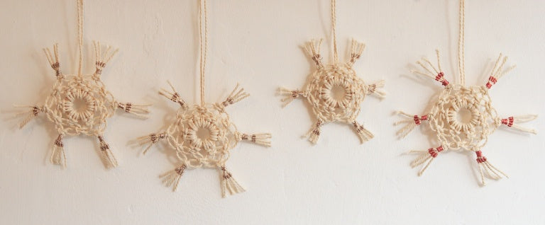 Delicate Snowflake with Festive or Gold Metallic Thread